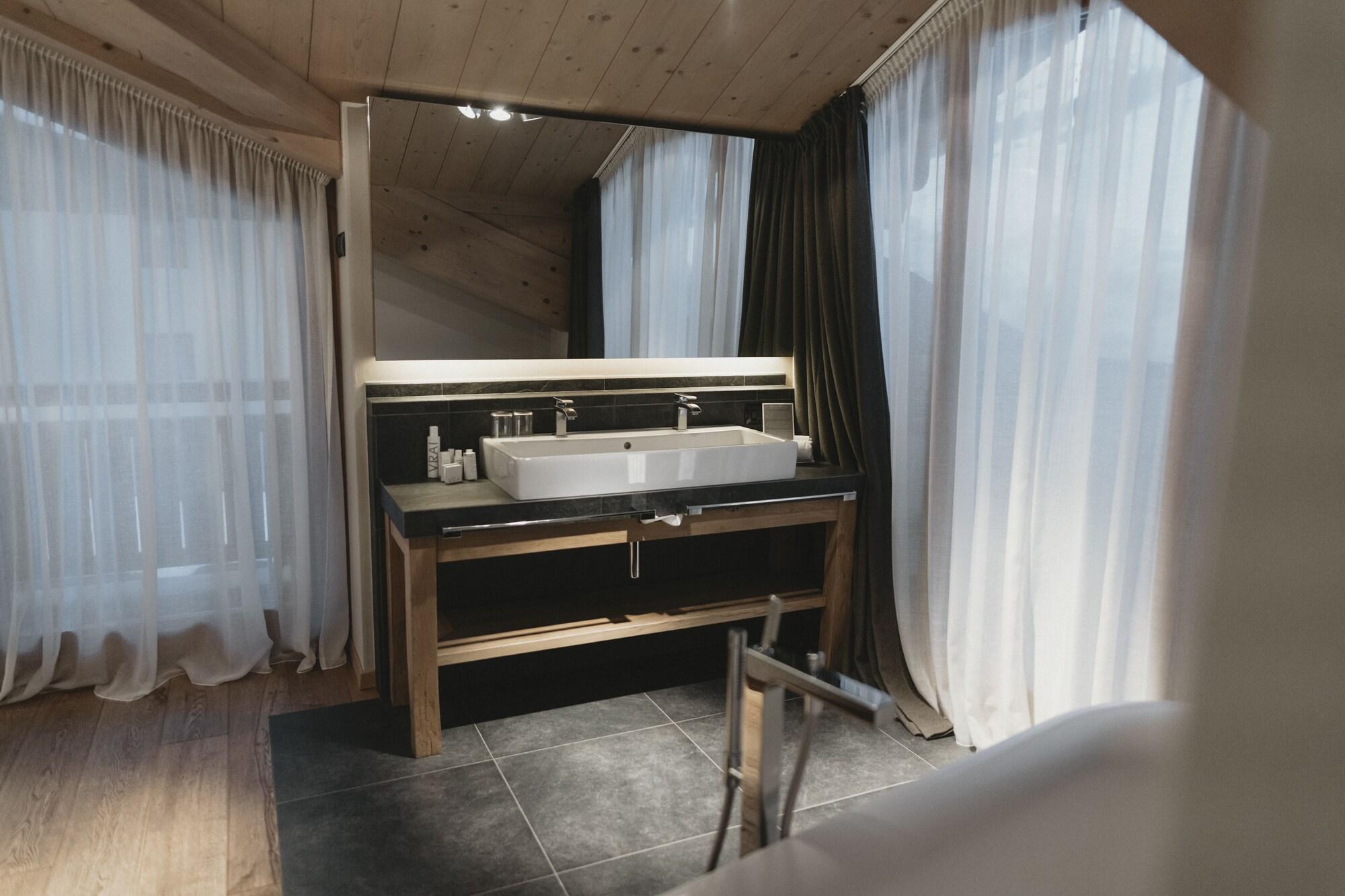 Eco & Wellness Boutique Hotel Sonne Лівіньо Екстер'єр фото