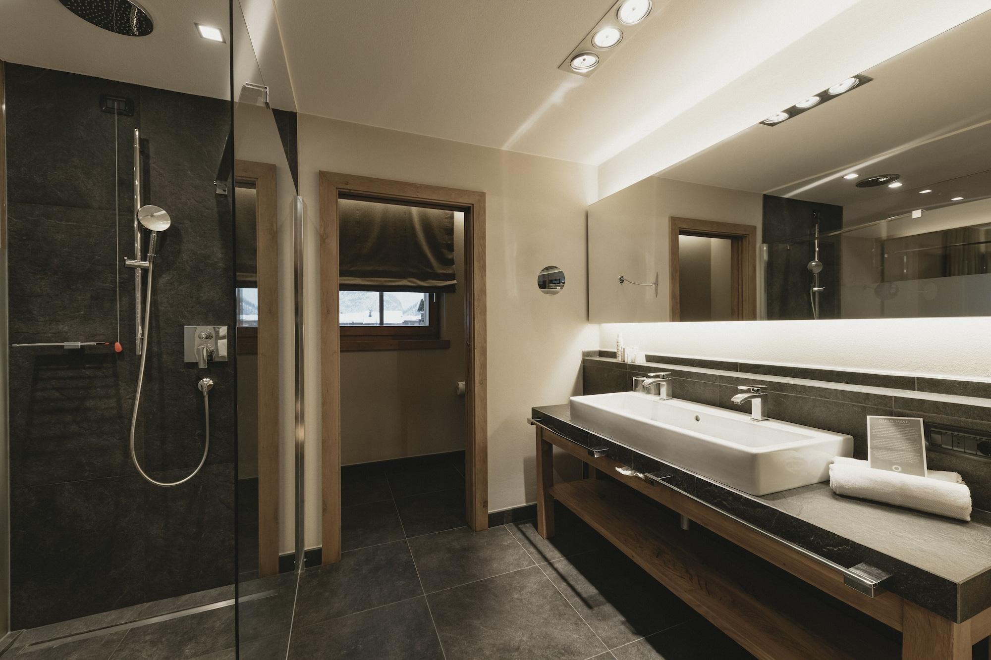 Eco & Wellness Boutique Hotel Sonne Лівіньо Екстер'єр фото