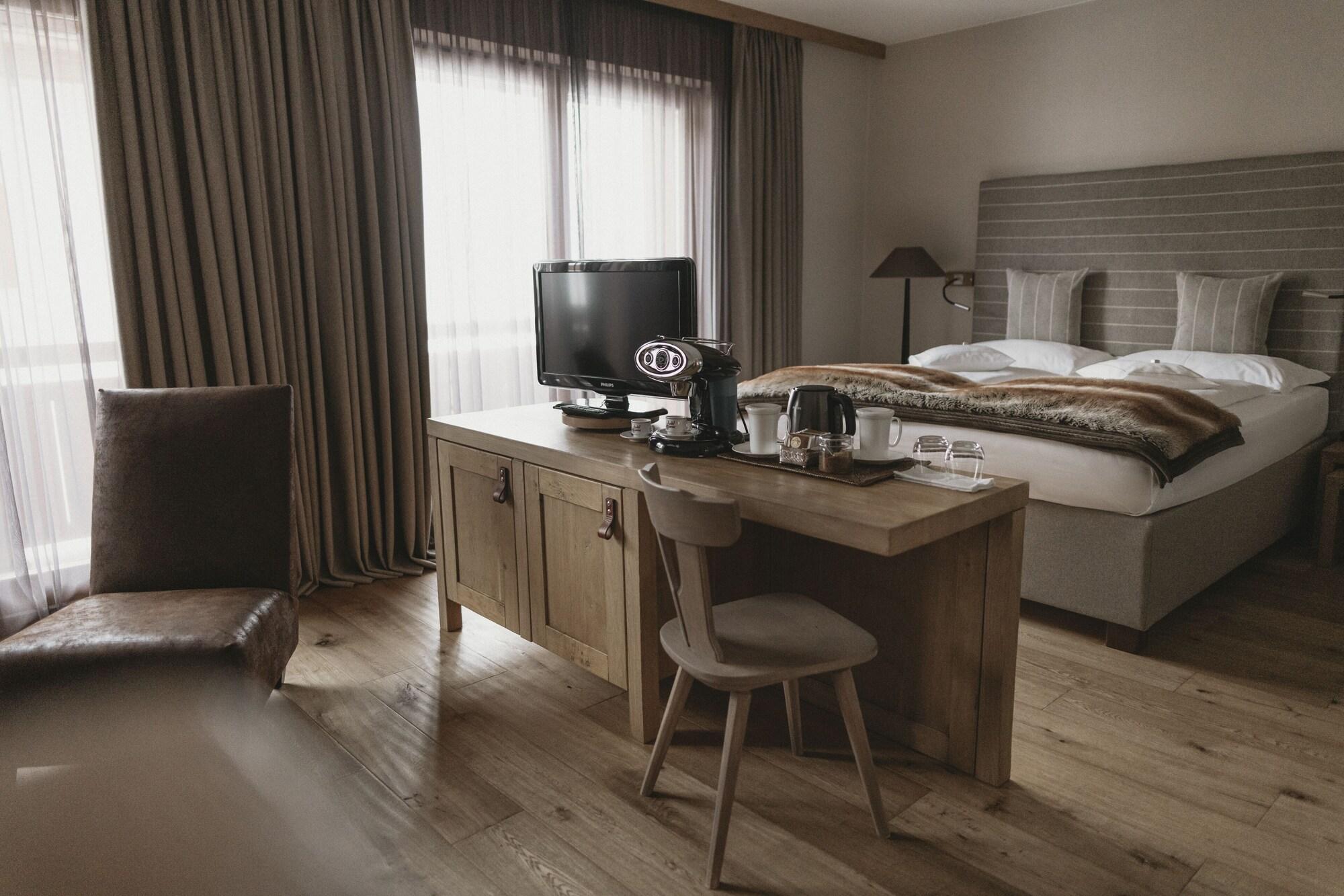 Eco & Wellness Boutique Hotel Sonne Лівіньо Екстер'єр фото